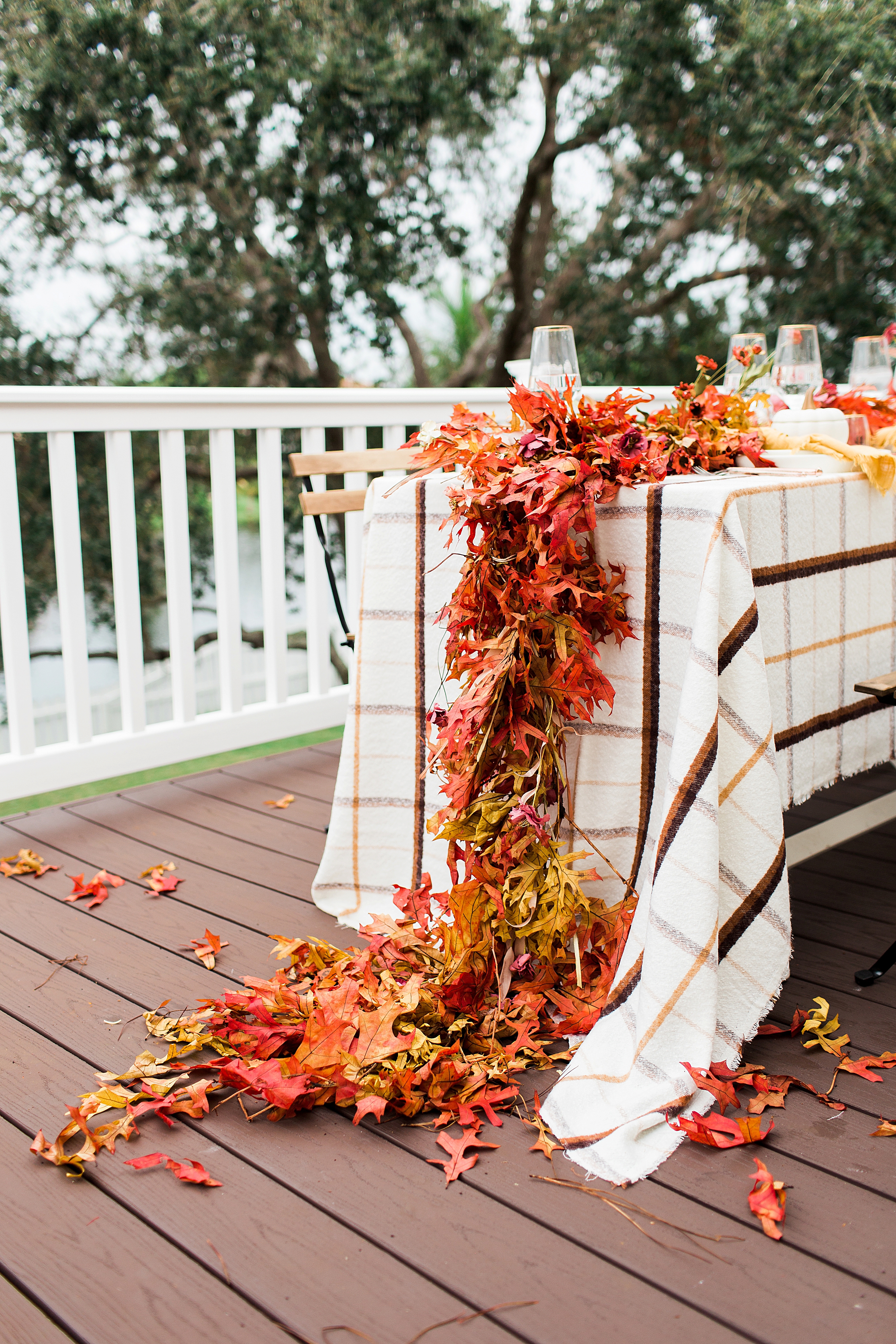 Fall Inspired Friendsgiving