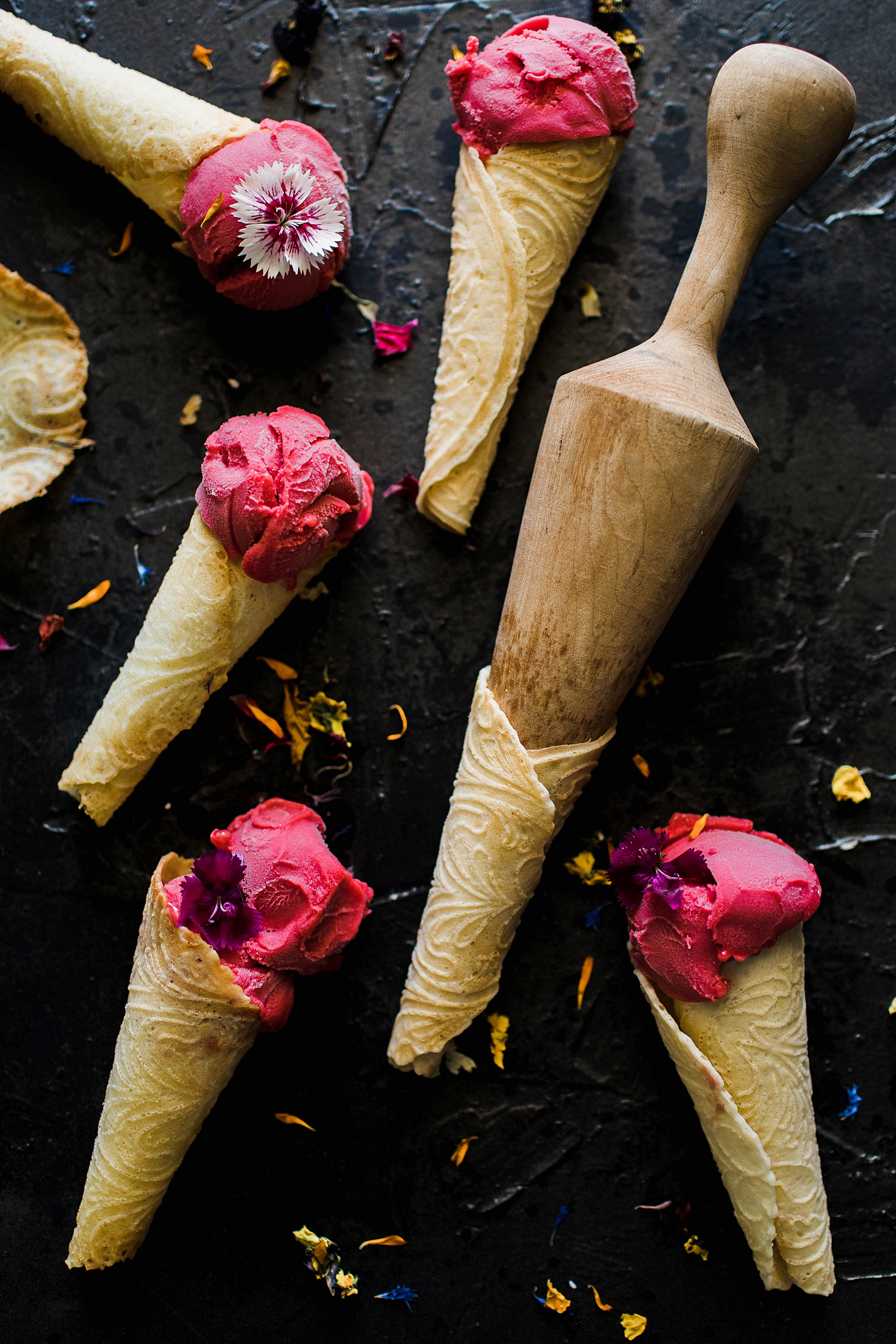 Pretty Krumkake Ice Cream Cones Recipe