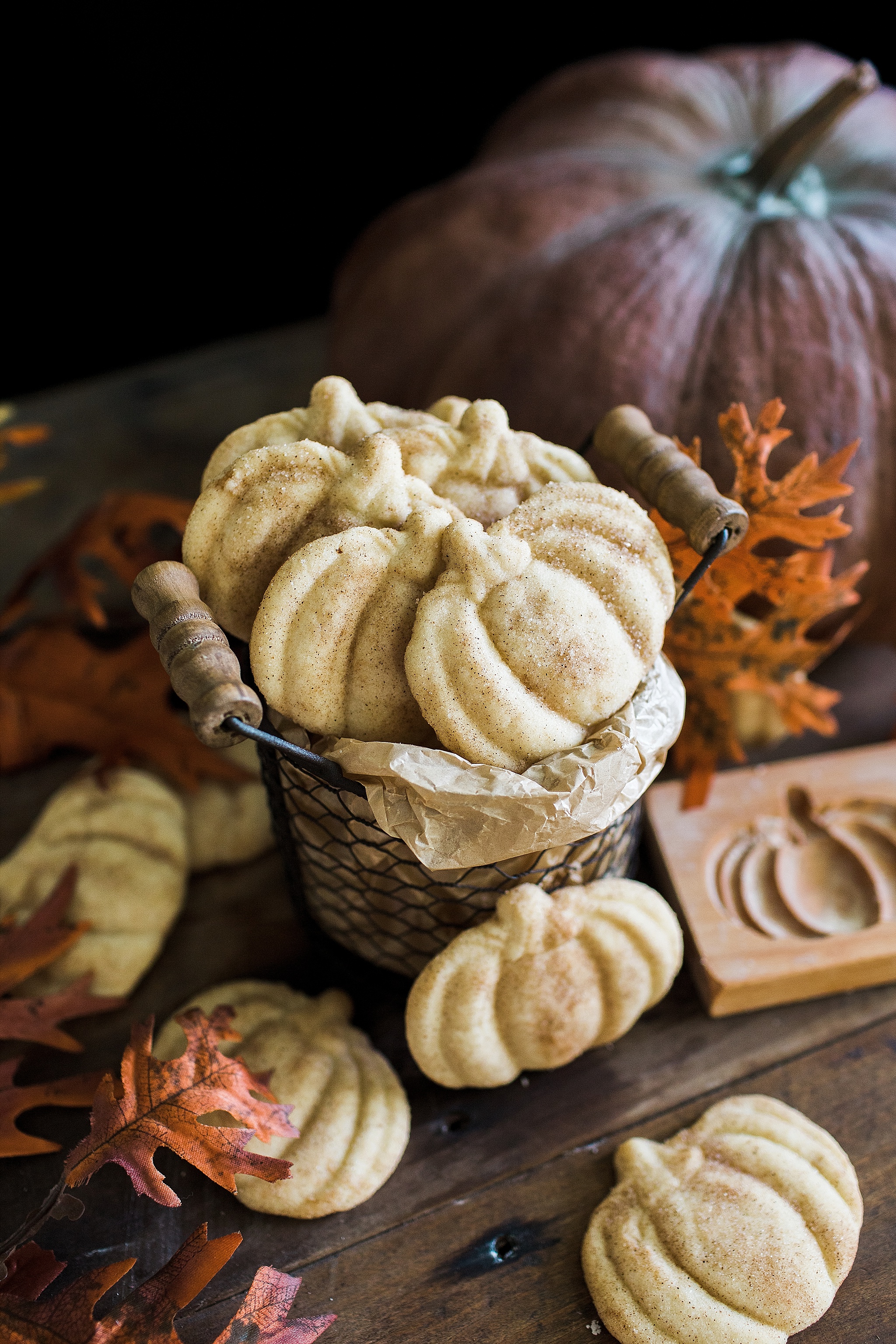 shortbread snickerdoodle pumpkins