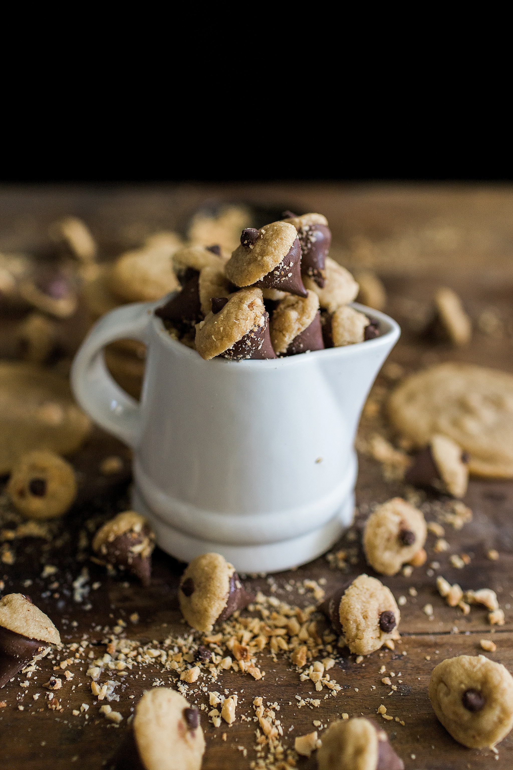 Hazelnut Cookie Acorns