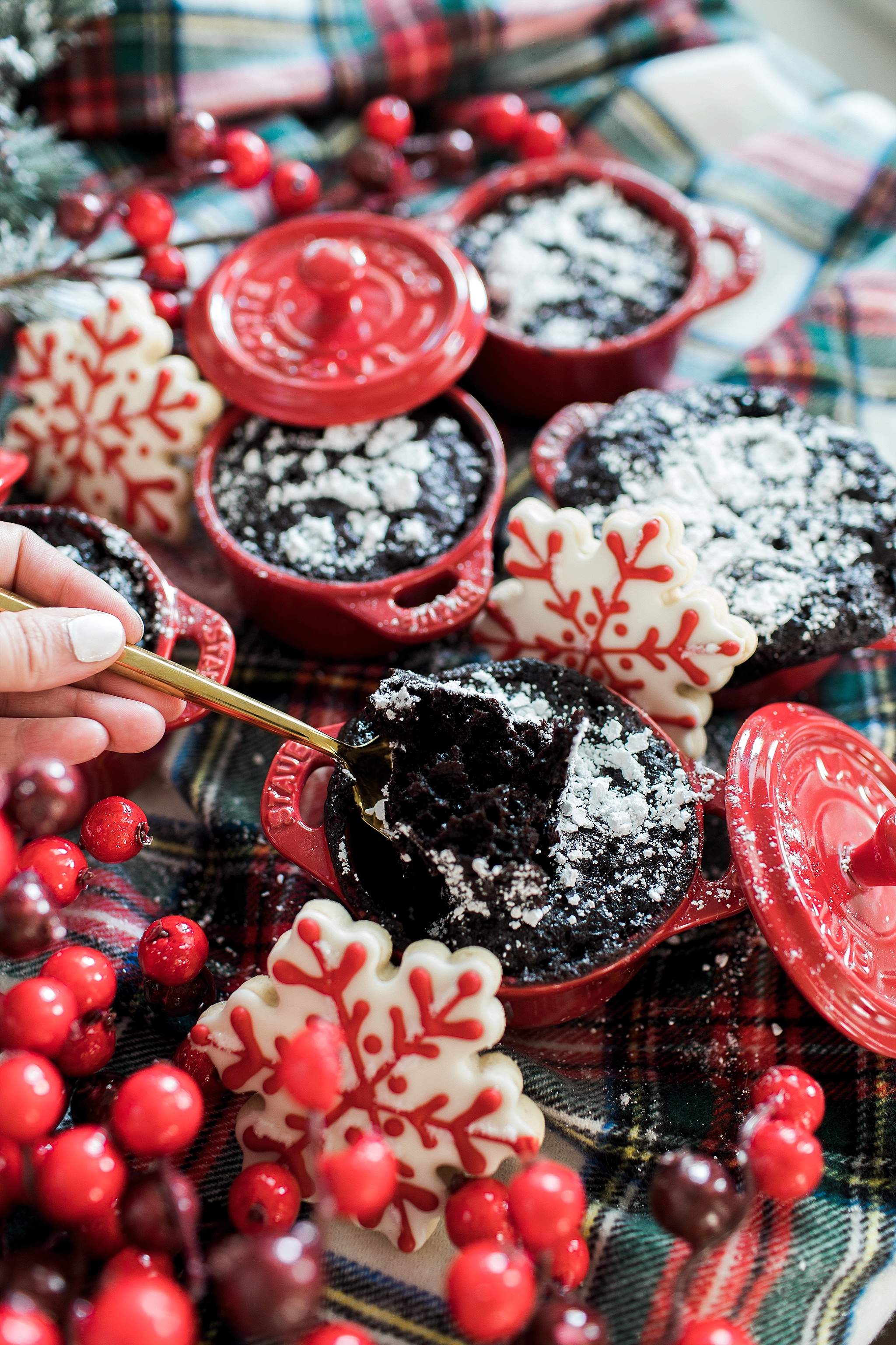 Cardinal Red Christmas Dining