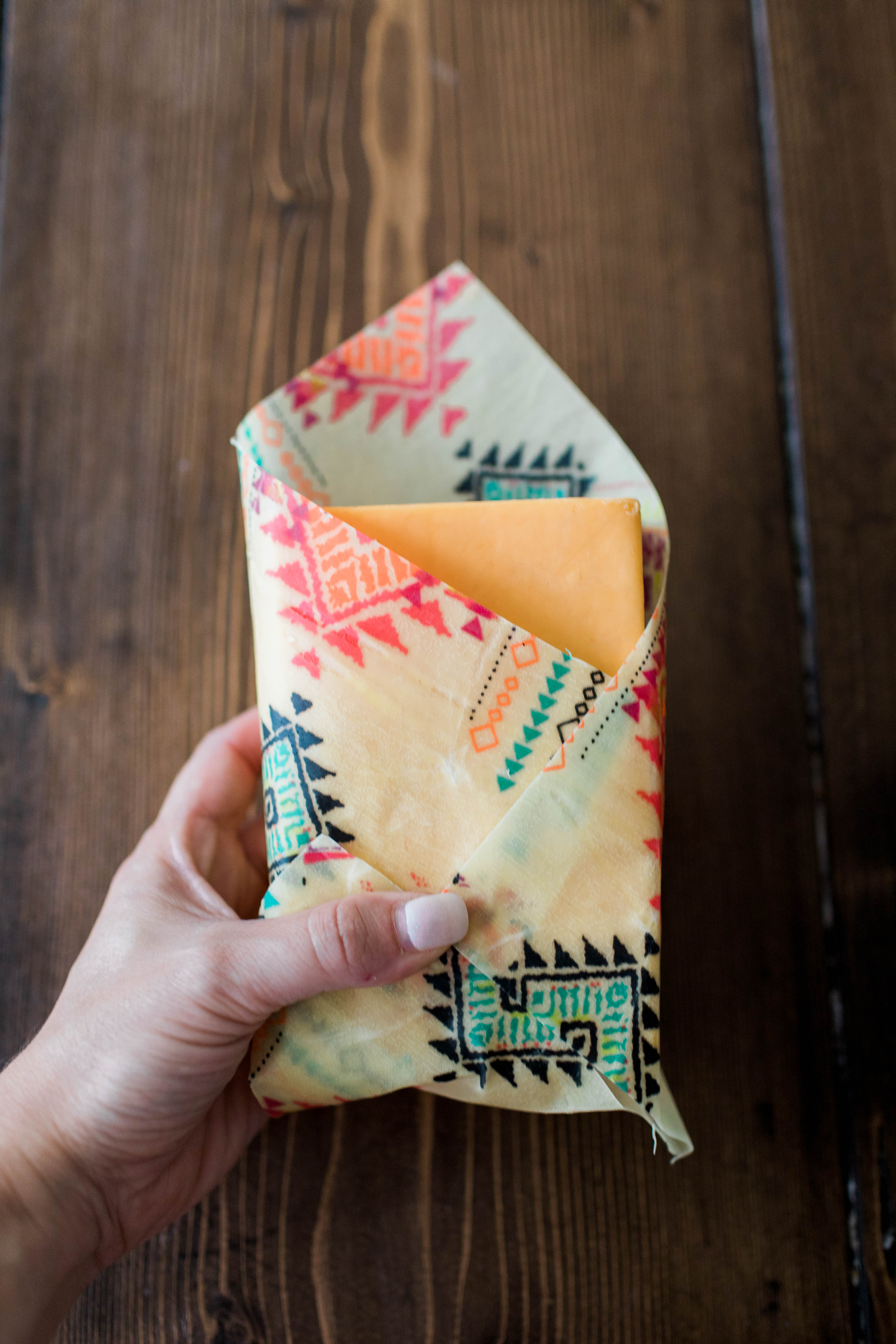 How To Make Your Own Beeswax Wraps!