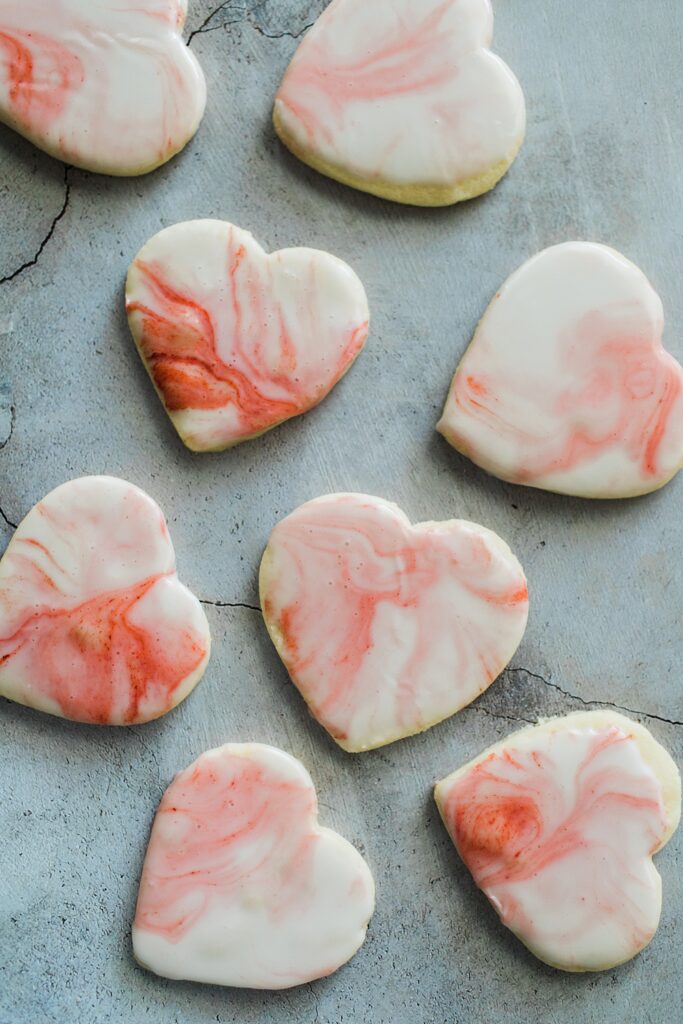 Marbled Sugar Cookie Hearts! - Harmony Lynn