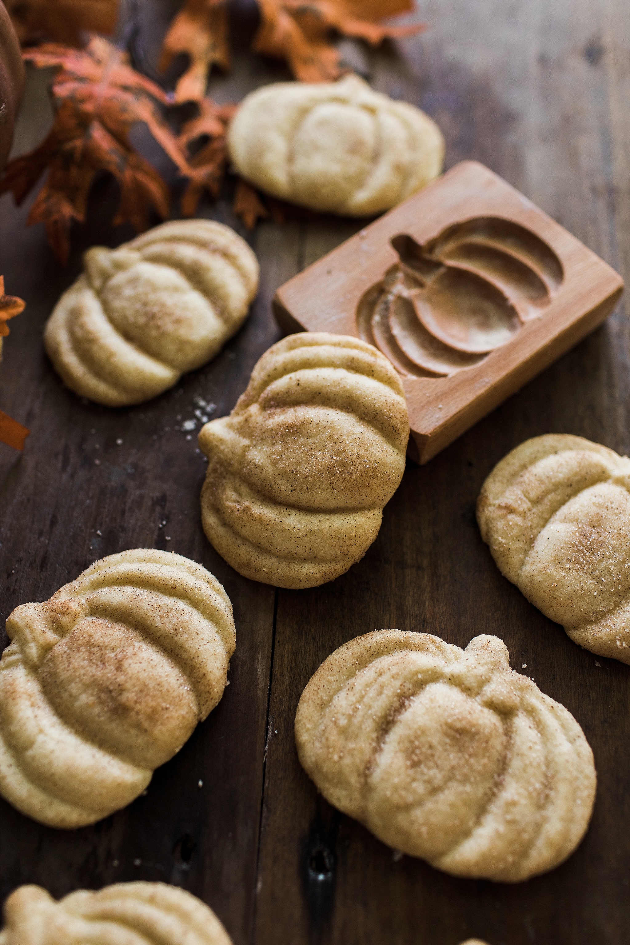 shortbread snickerdoodle pumpkins