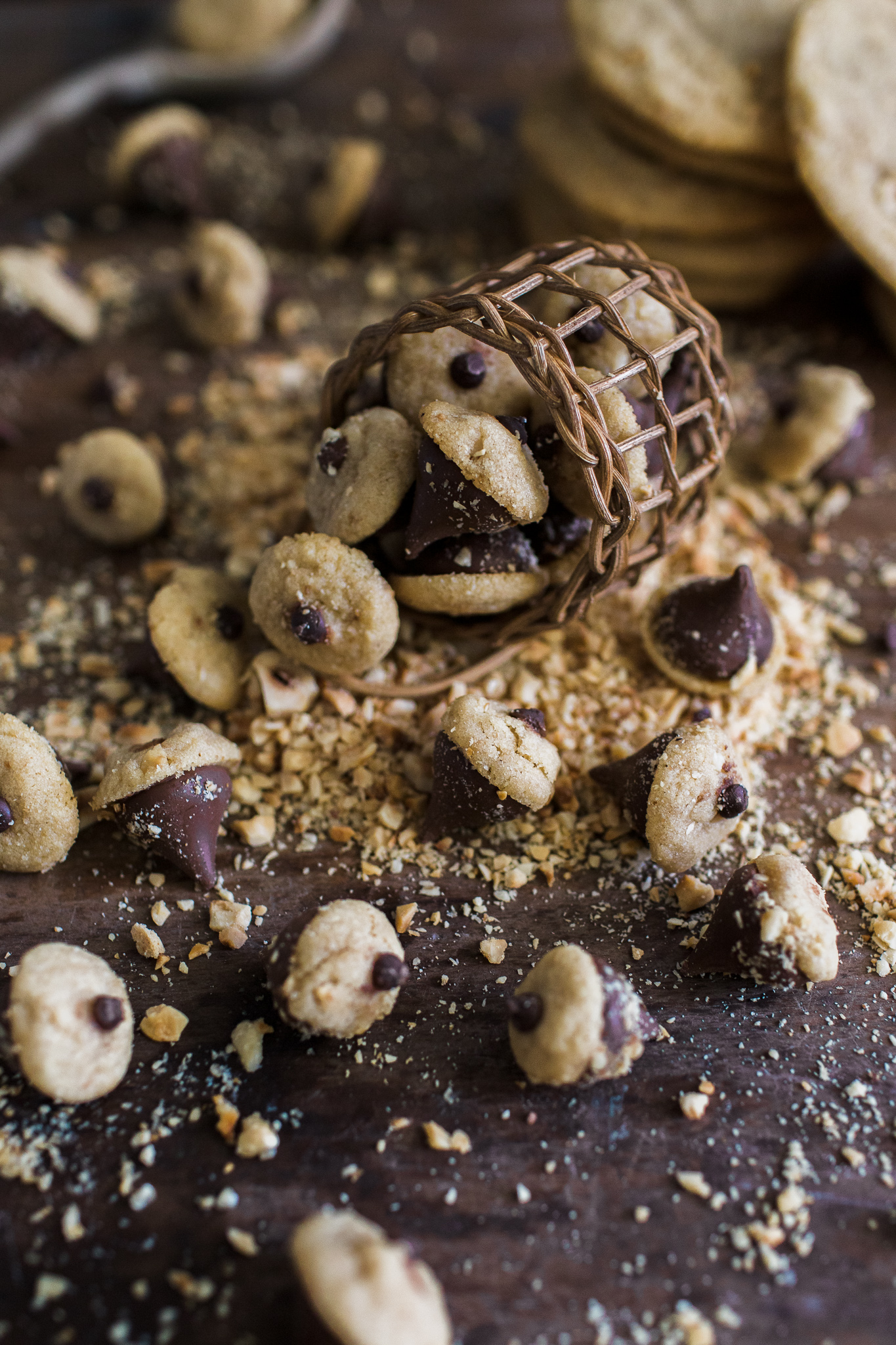 Hazelnut Cookie Acorns