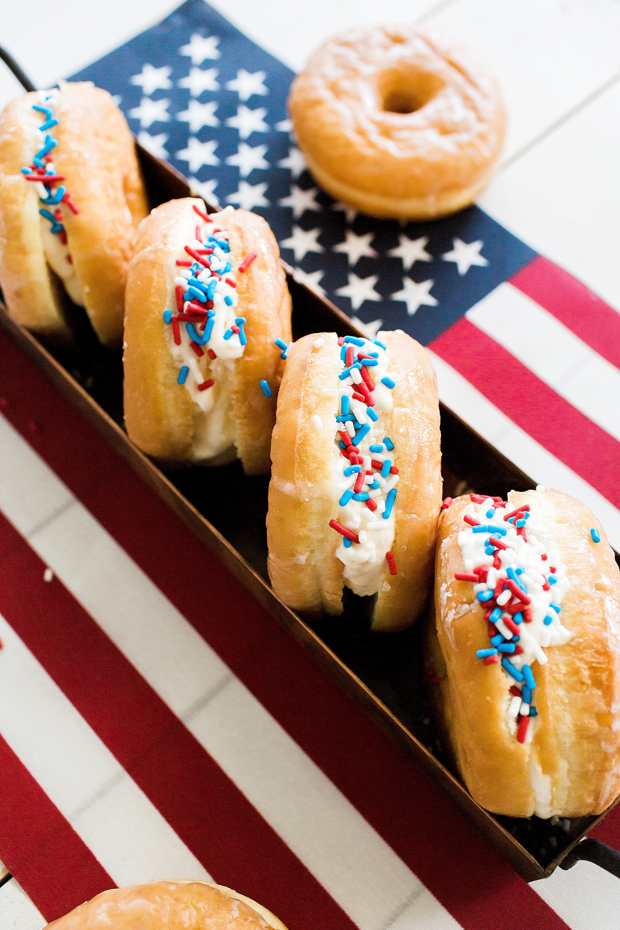 sparkler ice cream sandwiches